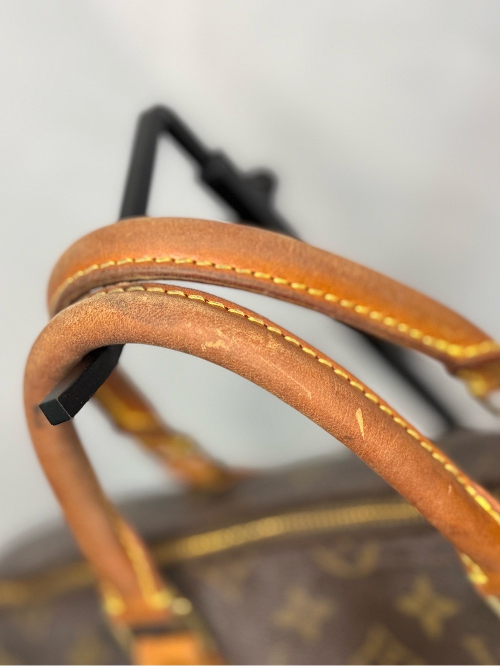 Louis Vuitton Monogram Canvas Speedy 35 - Picture 6 of 15
